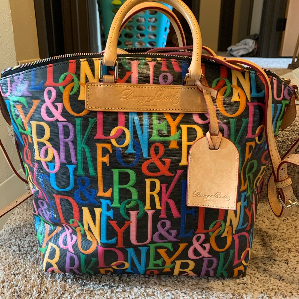 Dooney & Bourke